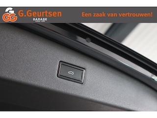 Volkswagen Tiguan 1.5 TSI Comfortline, 7-Persoons, Stoel/Stuurverwarming, Apple CarPlay/Android Auto, ACC, Navigatie