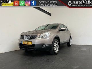 Nissan Qashqai 2.0 Tekna Premium. Trekhaak!