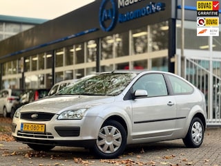 Ford Focus 1.4-16V Airco Cruise Lage KM Topstaat Nieuwe APK