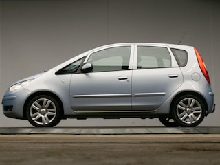 Mitsubishi Colt 1.3 Incharge+ Sport (AIRCO,SPORTSTOELEN,LED,LM VELGEN,NIEUWE APK,GETINT,NETTESTAAT)