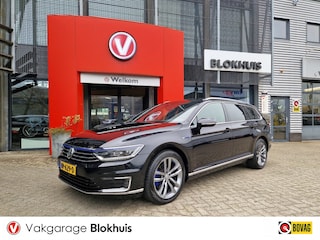 Volkswagen Passat Variant 1.4 TSI GTE Highline | Panodak | Trekhaak