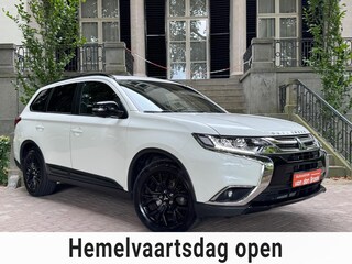 Mitsubishi Outlander 2.0 Instyle+ 4WD 7P Automaat Sch-Dak Navi Xenon 360c Camera Trekhaak Full Options