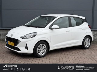 Hyundai i10 1.0 Comfort Smart / Dealer Onderhouden / Navigatie / Apple Carplay & Android Auto / Achteruitrijcamera / Airco /