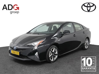 Toyota Prius 1.8 Dark Edition | Navigatie | Parkeer sensoren | head-up display |