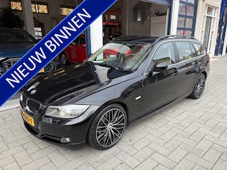 BMW 3-serie Touring 318i Business Line Style NL AUTO/NAVI/CLIMA/NW APK/TOPSTAAT