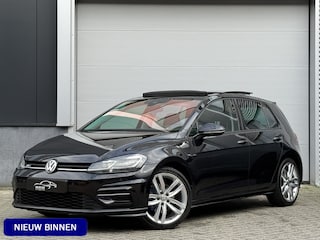 Volkswagen Golf 1.5 TSI Highline Business R | Apple Carplay | Panoramadak | ACC