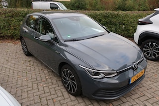 Volkswagen Golf 1.5 TSI 130PK, Navi, Clima, Apple Carplay/ Android Auto, LED, etc.