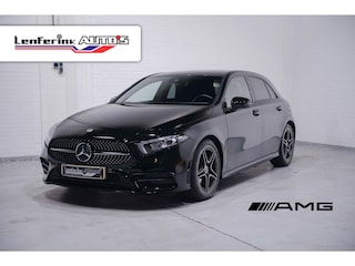 Mercedes-Benz A-klasse 180 Business Solution AMG NAP 1e eigen. led-verlichting v+a navi PDC v=a ambiente verlichting camera private-glas trekhaak wegklapbaar schakelflippers 18"LMV
