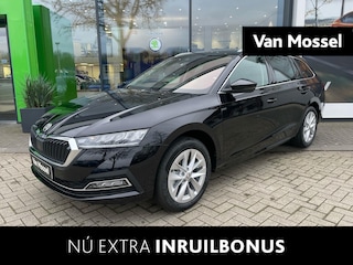 Skoda Octavia Combi 1.0 e-TSI Business Edition Plus 110 PK | Automaat | LED Koplampen | Navigatie | Trekhaak | Climate Control | Adaptive Cruise Control | Travel pakket | Apple Carplay/Android Auto | Elektrische achterklep | Stoelverwarming | Privacy Glass | Parkeersensoren | Lichtmetalen velgen | €4201,- Actiekorting! | PRIJS = NETTO RIJKLAAR! | Direct leverbaar! |