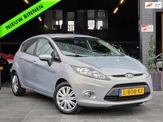 Ford Fiesta 1.25 Trend|Stoelverwarming|Airco|5 DR|Trekhaak