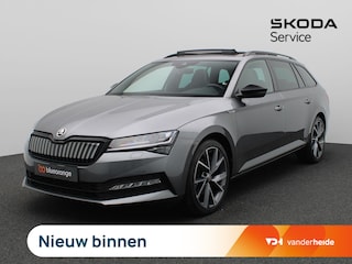 Skoda Superb Combi 1.4 TSI iV Sportline Business 218PK DSG Pano-Schuifdak, Trekhaak, Matrix-LED Verlichting, Navi Columbus, Side Assist, Virtual Pedal, Memorystoel, Achteruitrijcamera, Stoel-Stuurverwarming, 19" LM Velgen