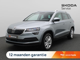 Skoda Karoq 1.0 TSI Business Edition Plus 115PK Achteruitrijcamera, Keyless, Cruise Controle, Navi, Clima, Trekhaak, 17" LM Velgen