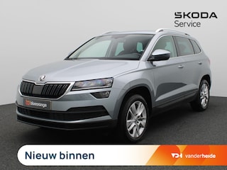 Skoda Karoq 1.0 TSI Business Edition Plus 115PK Achteruitrijcamera, Keyless, Cruise Controle, Navi, Clima, Trekhaak, 17" LM Velgen