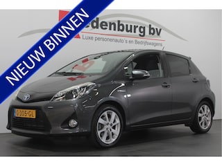 Toyota Yaris 1.5 Full Hybrid Dynamic - Automaat - Navi / Camera / Bluetooth / Cruise
