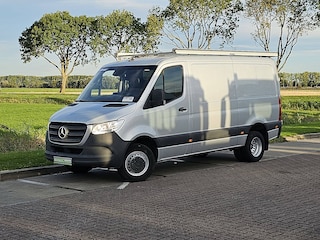 Mercedes-Benz Sprinter 514 2.2 CDI L2H1 EURO VI-D Dubbellucht Airco Automaat Mbux Euro6 1e Eigenaar!