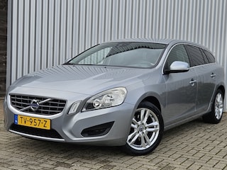 Volvo V60 2.0 D3 5-Cilinder /Dealer Onderhouden/PDC/Trekhaak!