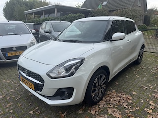 Suzuki Swift 1.2 Style Smart Hybr