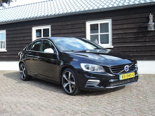 Volvo S60 2.0 T3 R-DESIGN
