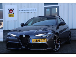 Alfa Romeo Giulia 2.0 T 280PK Veloce AWD Aut.*Perfect Alfa Onderh.*1ste Eig.*BTW*Pano/ACC/Stoelverw./Stuurverw./Memorie/Dodehoek/Rijstrook/Camera/LED/Parkeersens.V+A/20 inch LM*