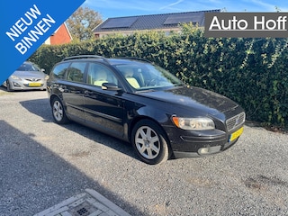 Volvo V50 1.8 Momentum | Leer | Auto. Airco | Cruise Control | Elekt. Ramen | LMV | Trekhaak | Nieuwe APK