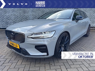 Volvo V60 2.0 B4 Plus Dark | Heico Sportiv velgen | Panoramadak | Achteruitrijcamera | Harman Kardon audio | Stoel- en stuurwielverwarming | Adaptive cruise control |