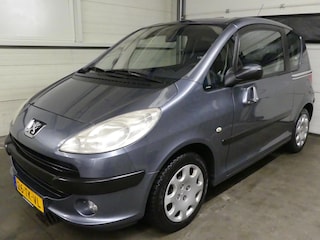 Peugeot 1007 1.4 Gentry - Airco - Mooie auto!