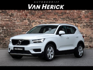 Volvo XC40 1.5 T3 Momentum Pro 163PK | Achteruitrijcamera | Clima | Stoelverwarming