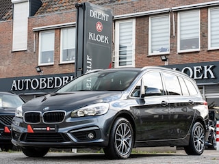 BMW 2-serie Tourer 218i Sport 7p. STOELVERW 17 INCH NAVI CRUISE PDC