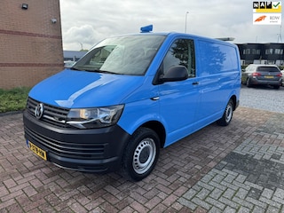Volkswagen Transporter 2.0 TDI L1H1 Comfortline, Euro 6, Stand kachel, Omvormer, Inbouw, Trekhaak, 3 zits,