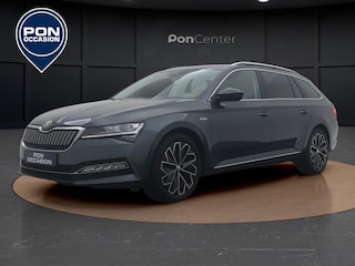 Skoda Superb Combi 1.4 TSI iV Laurin & Klement | Navigatie | ACC | Trekhaak | Stoelverwarming | Elek. achterklep |