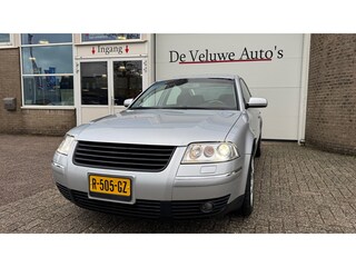 Volkswagen Passat 4.0 W8 4Motion |275pk|Leder|Memory|68731km