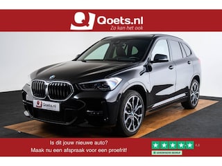 BMW X1 xDrive20i High Executive M Sport - Panoramadak - Parking/Driving assistant - Cruise control - Comfort Access - Head up - Elektrisch verwarmde voorstoelen - Hifi - Armsteun voor - Getinte Ruiten -