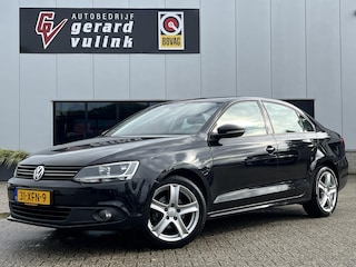 Volkswagen Jetta 1.2 TSI Comfort Executive Line PDC AIRCO CRUISE