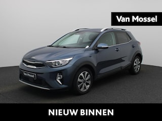 Kia Stonic 1.0 T-GDi MHEV DynamicLine | LMV | Parkeer sensoren | Cruise control | Bluetooth | Navigatie | Climate control | Camera | Lage km stand