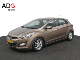 Hyundai i30 1.6 GDI i-Catcher BOVAG Garantie | Leder | Stoelverwarming | Climate Control | Keyless entry en start