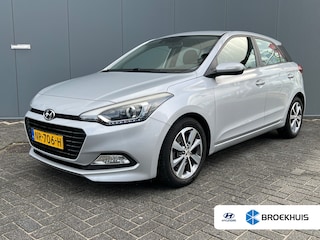 Hyundai i20 1.0 100pk T-GDI Comfort Camera | Climate controle | Cruise controle | Lichtmetalen velgen | Navigatie | Parkeersensoren | Regensensor | Inklapbare spiegels