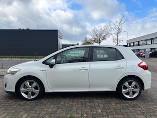 Toyota Auris 1.8 Full Hybrid Dynamic Business 189.000 km