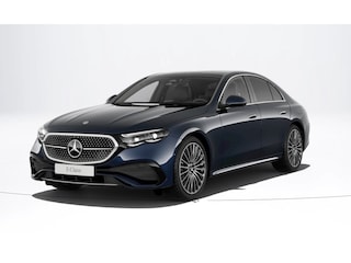 Mercedes-Benz E 300 e Sport Edition | AMG Line | Premium pakket | Winterpakket | Parkeerpakket met 360 Camera | Distronic | Panoramadak | Elek. verstelbare voorstoelen met geheugen | Trekhaak