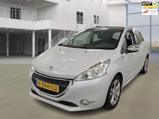 Peugeot 208 1.2 PureTech Style Pack Plus|pano|navi|psensor|cruise|airco