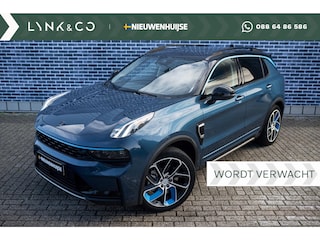 Lynk & Co 01 1.5 | Panoramadak | Adaptive Cruise Control | 20" LM-velgen | Premium Audio Systeem | Apple Carplay/Android Auto | Stoelverwarming | 360 gr. camera | Keyless Entry | Elektrisch verstelbare bestuurdersstoel