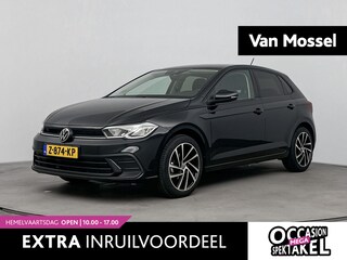 Volkswagen Polo 1.0 TSI Life Edition | Apple-Carplay | Stoelverwarming | Camera | Parkeersensoren |  Navigatie | 17" Velgen |