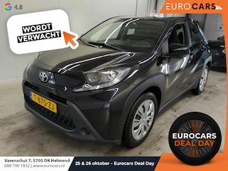 Toyota Aygo 1.0 VVT-i MT Play Navigatie Apple Carplay/Android Auto Camera Adaptive Cruise Control Airco