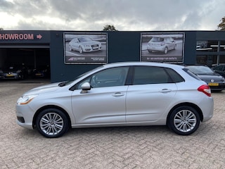Citroën C4 1.6 VTi Ligne Business 5-deurs - Airco ecc - Cruise - Navi - Bluetooth/handsfree - Trekhaak - Pdc - 16 inch l.m velgen