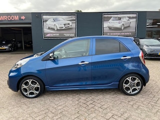 Kia Picanto 1.2 CVVT SportsLine - Airco ecc - Cruise - Bluetooth/handsfree - Keyless entry/go - Trekhaak - Stoelverwarming - Pdc
