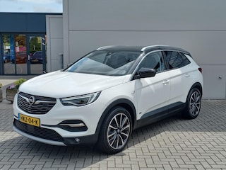 Opel Grandland X 1.6T 300pk 4x4 Hybride Ultimate Automaat | Full Options | Climate control | Navigatie | Trekhaak | Winterpack | Winterbanden | Safari actie