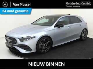 Mercedes-Benz A-klasse 180 AMG Line Panorama Dak / Nightpakket / Parkeercamera / Sfeerverlichting / Stoelverwarming /