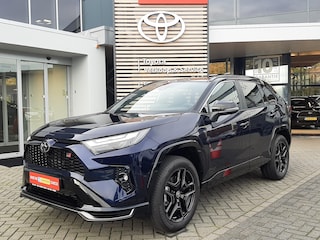 Toyota RAV4 2.5 Plug-in Hybrid AWD GR SPORT NIEUW DIRECT LEVERBAAR PANODAK JBL-AUDIO DODEHOEK STOELGEHEUGEN APPLE/ ANDROID 1400KG