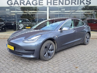 Tesla Model 3 Standard RWD Plus 60 kWh | SOH 85% | Trekhaak | Autopilot | occasion
