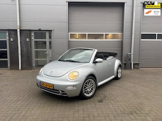 Volkswagen Beetle New Cabriolet 2.0