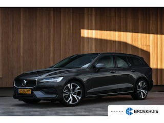 Volvo V60 B3 Essential Edition | Adaptive Cruise | BLIS | Trekhaak | Stoelverwarming | Google | 18"